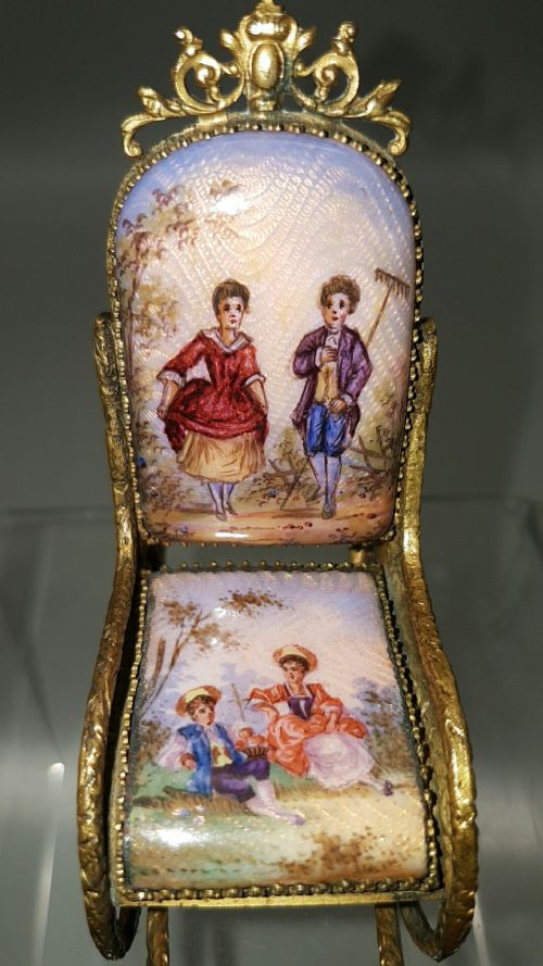 LOVELY ANTIQUE MINIATURE FRENCH ENAMEL GILT METAL TOY ROCKING CHAIR - ADDITIONAL PHOTO 2