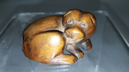 japanese edo 19thc boxwood puppy netsuke - CATEGORY: ANTIQUE MISCELLANEOUS - DATED 19TH CENTURY