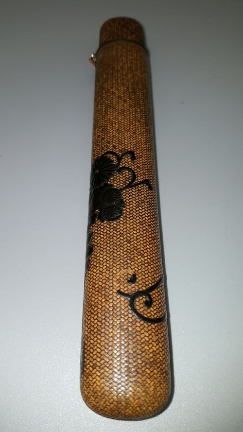UNUSUAL JAPANESE MEIJI 19THC LACQUERED WOVEN BAMBOO PIPECASE KISERUSITZU - ADDITIONAL PHOTO 3