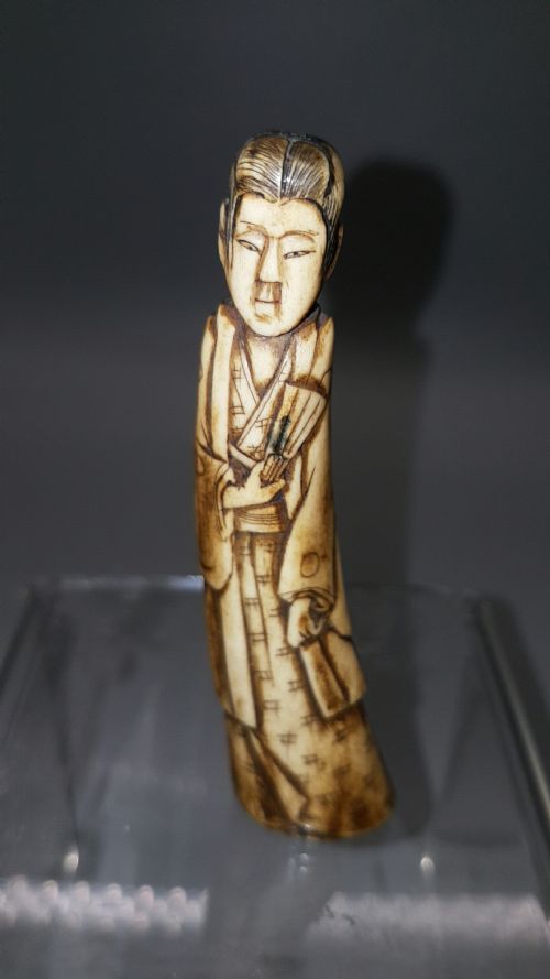 rare japanese meiji 19thc stag antler sculpture okimono of a geisha - CATEGORY: ANTIQUE SCULPTURES - DATED 19TH CENTURY