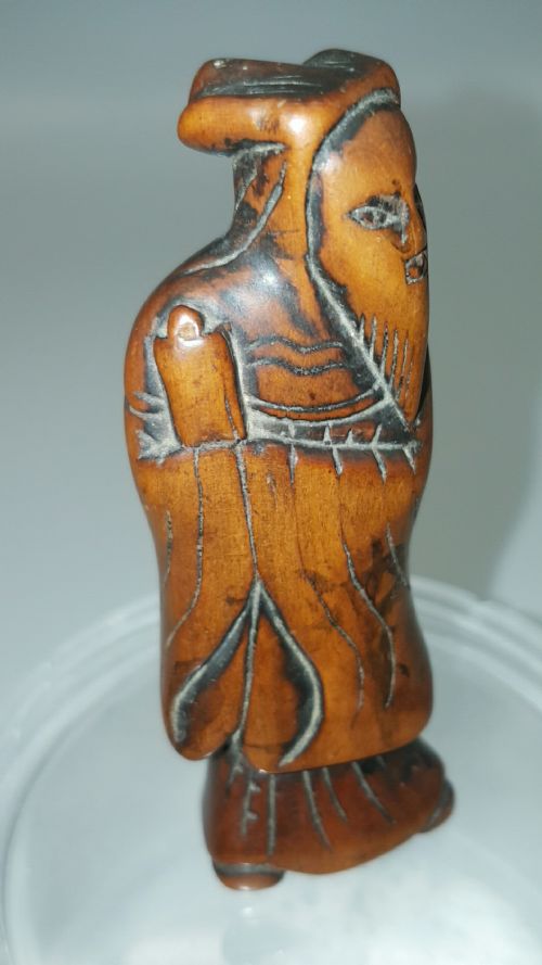 LOVELY OLD JAPANESE EDO 18THC BOXWOOD NETSUKE OF A COURT OFFICIAL - ADDITIONAL PHOTO 1