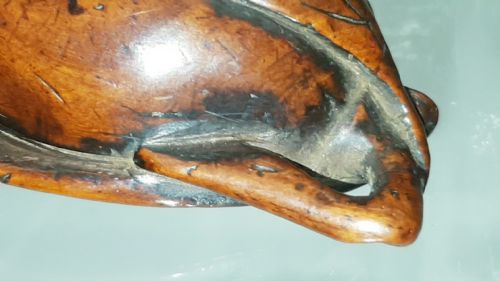 NICE JAPANESE EDO MID19THC BOXWOOD NETSUKE OF A PEACH - ADDITIONAL PHOTO 3
