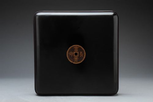 MAGNIFICENT JAPANESE MEIJI LATE 19THC LACQUER TEA TRAY SHIHOBON WITH DRAGON TREASURE BOAT DECORATION - ADDITIONAL PHOTO 6