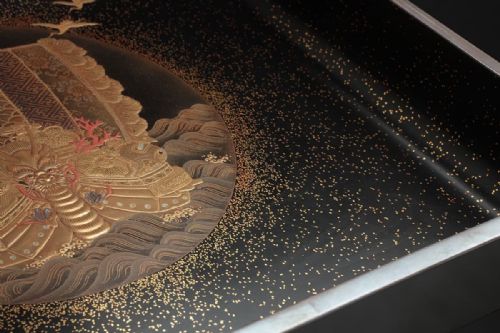 MAGNIFICENT JAPANESE MEIJI LATE 19THC LACQUER TEA TRAY SHIHOBON WITH DRAGON TREASURE BOAT DECORATION - ADDITIONAL PHOTO 10