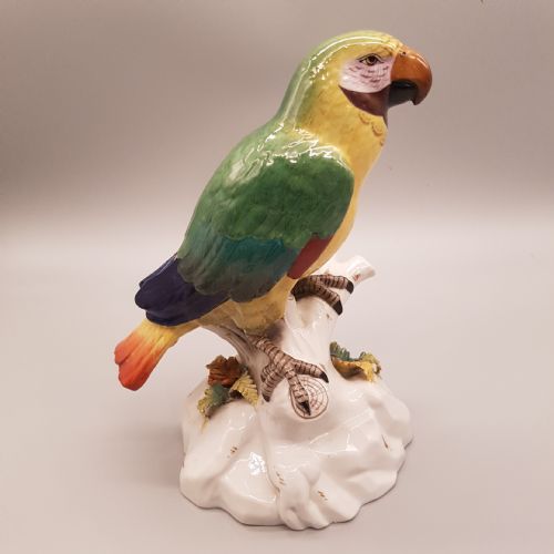LUDWIGSBURG LATE 19THC HANDPAINTED PORCELAIN PARROT - ADDITIONAL PHOTO 1