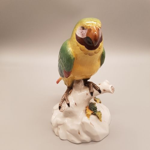 LUDWIGSBURG LATE 19THC HANDPAINTED PORCELAIN PARROT - ADDITIONAL PHOTO 2