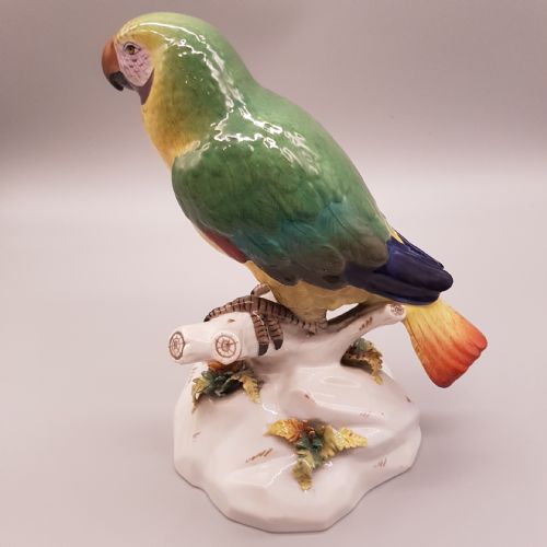 LUDWIGSBURG LATE 19THC HANDPAINTED PORCELAIN PARROT - ADDITIONAL PHOTO 3