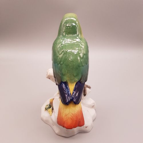 LUDWIGSBURG LATE 19THC HANDPAINTED PORCELAIN PARROT - ADDITIONAL PHOTO 4