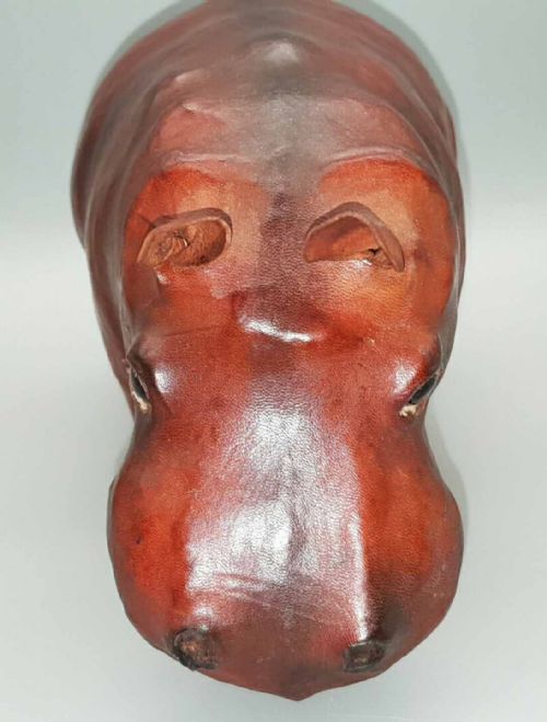 CHARMING ANTIQUE LEATHER HIPPOPOTAMUS RETAILED BY LIBERTY OF LONDON - ADDITIONAL PHOTO 3