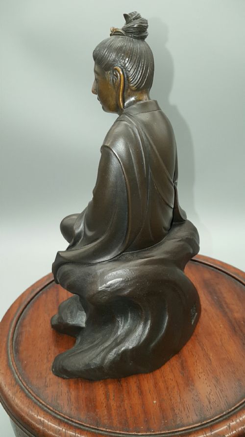 SUPERB JAPANESE MEIJITAISHO EARLY 20THC BRONZE OF A SEATED HOLY KANNON BY KOUN TAKAMURA - ADDITIONAL PHOTO 2