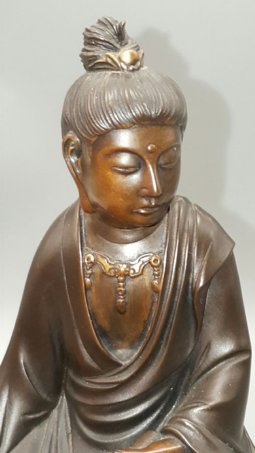 SUPERB JAPANESE MEIJITAISHO EARLY 20THC BRONZE OF A SEATED HOLY KANNON BY KOUN TAKAMURA - ADDITIONAL PHOTO 7