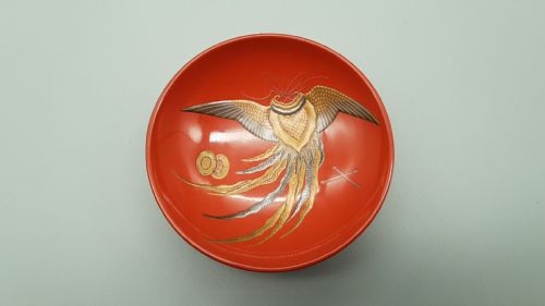 ATTRACTIVE SET OF THREE MEIJITAISHO EARLY 20THC LACQUERED SAKE CUPS SAKAZUKI - ADDITIONAL PHOTO 3