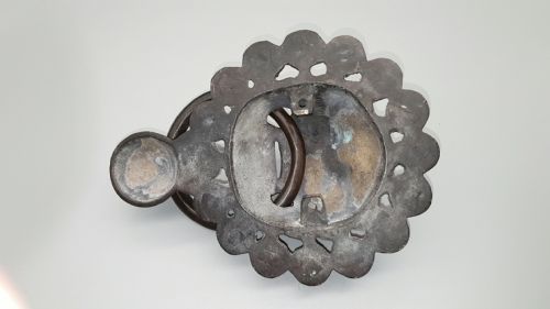 ANTIQUE 19THC CHINESE STYLISED LION BRONZE DOOR KNOCKER - ADDITIONAL PHOTO 3