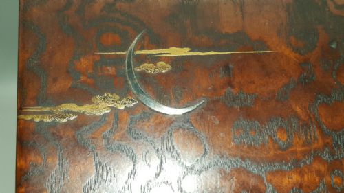 BEAUTIFUL JAPANESE MEIJI 19THC LACQUERED THREETIER BOX AND COVER - ADDITIONAL PHOTO 4