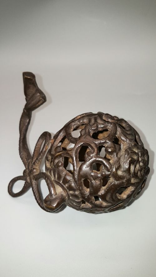 CHARMING JAPANESE MEIJI 19THC BRONZE OF PUPPY BALL SIGNED HOZAN YOSHIYAMA - ADDITIONAL PHOTO 4