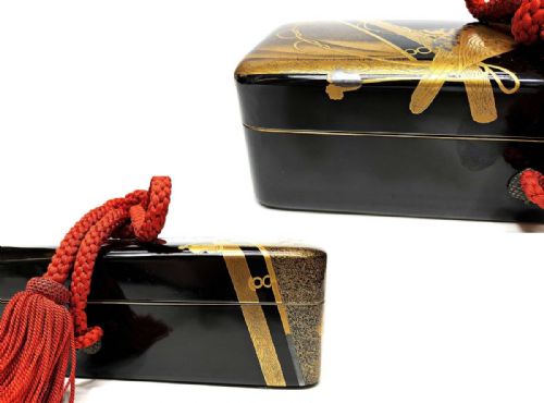 LOVELY JAPANESE MEIJI 19THC GOLD LACQUER LETTER BOX FUBAKO WITH FALCON DECORATION - ADDITIONAL PHOTO 2