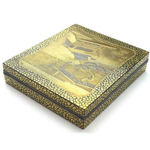 rare japanese edo 19thc gold lacquer incense case kogo - CATEGORY: ANTIQUE BOXES - DATED 19TH CENTURY