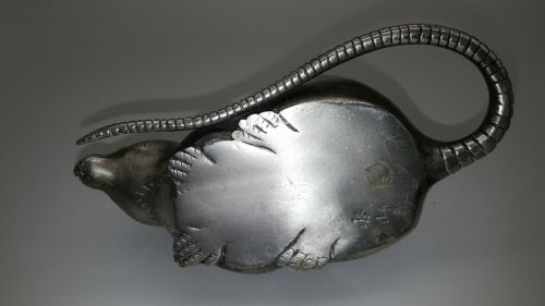 STRIKING JAPANESE MEIJI SILVERED BRONZE RAT 085KG - ADDITIONAL PHOTO 3