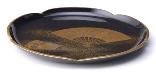 STRIKING JAPANESE EDOMEIJI MID TO LATE 19THC GOLD LACQUER CIRCULAR TRAY - ADDITIONAL PHOTO 6