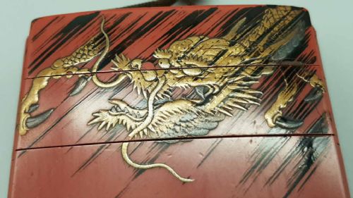 RARE JAPANESE EDO 19THC REDLACQUER THREECASE SQUARE INRO BY KAJIKAWA - ADDITIONAL PHOTO 2