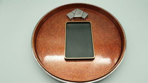OUTSTANDING JAPANESE MEIJI LATE 19THC CIRCULAR BLACK LACQUER WRITING BOX SUZURIBAKO WITH SAMURAI HELMET DECORATION - ADDITIONAL PHOTO 9