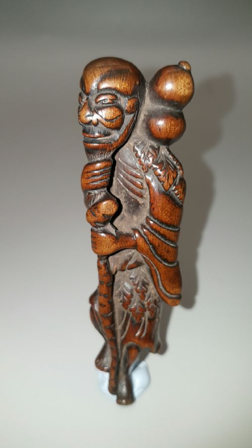 rare japanese edo 18thc boxwood sashi netsuke of a chokwaro sennin with gourd staff - CATEGORY: ANTIQUE SCULPTURES - DATED 1700