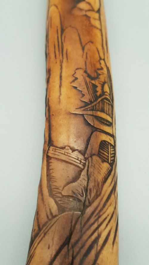 TWO NICE JAPANESE MEIJI 19THC STAG ANTLER PIPECASES KISERUZUTSU CARVED IN RELIEF - ADDITIONAL PHOTO 2
