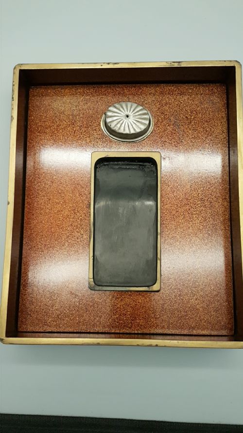 STRIKING JAPANESE MEIJITAISHO EARLY 20THC LACQUER WRITING BOX SUZURIBAKO WITH ROOSTER DRUM DECORATION - ADDITIONAL PHOTO 5