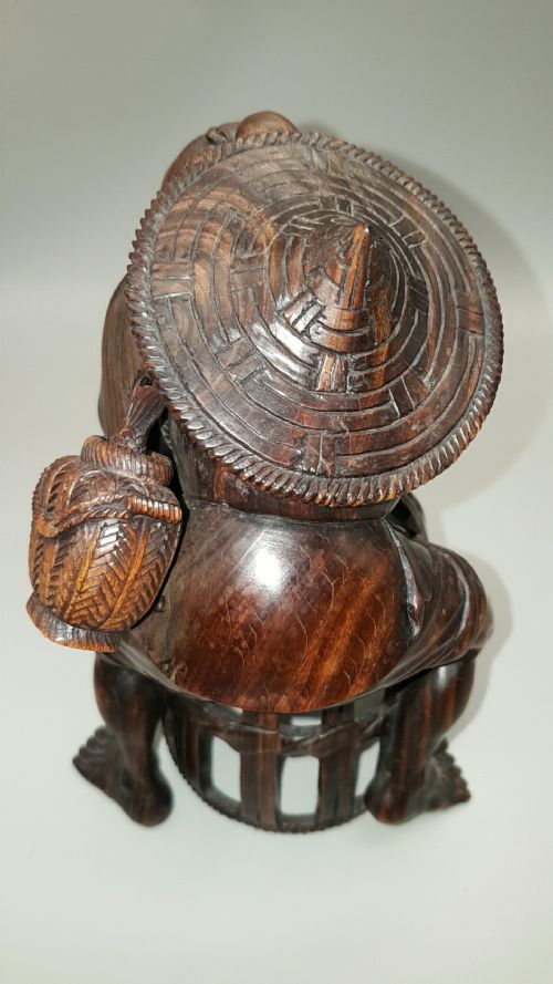 SUPERB CHINESE ANTIQUE LATE 19THC IRON WOOD CARVING OF A FISHERMAN - ADDITIONAL PHOTO 2