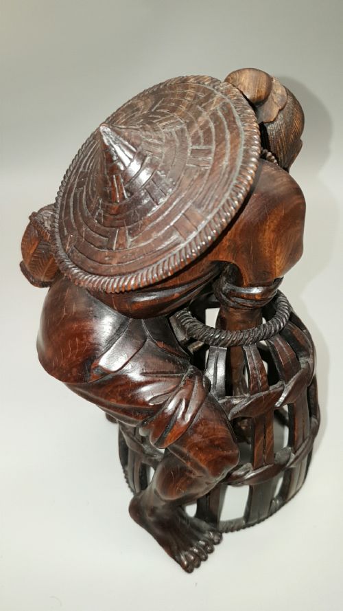 SUPERB CHINESE ANTIQUE LATE 19THC IRON WOOD CARVING OF A FISHERMAN - ADDITIONAL PHOTO 3
