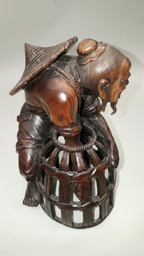 SUPERB CHINESE ANTIQUE LATE 19THC IRON WOOD CARVING OF A FISHERMAN - ADDITIONAL PHOTO 4