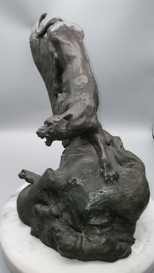 MAGNIFICENT VINTAGE LARGE FRENCH BRONZE OF A PANTHER CLIMBING A TREE - ADDITIONAL PHOTO 3