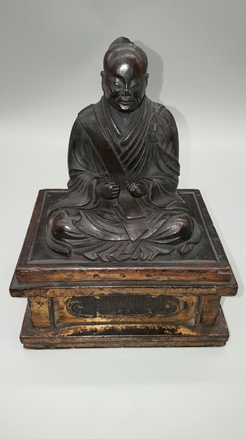 striking japanese antique meiji late 19thearly 20thc wooden statue of a buddhist monk on a plinth - CATEGORY: ANTIQUE SCULPTURES - DATED 19TH CENTURY