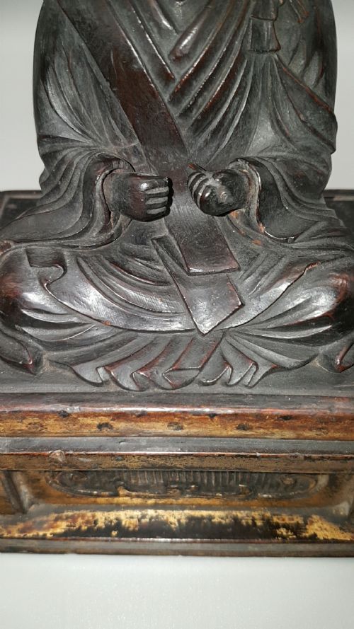 STRIKING JAPANESE ANTIQUE MEIJI LATE 19THEARLY 20THC WOODEN STATUE OF A BUDDHIST MONK ON A PLINTH - ADDITIONAL PHOTO 8