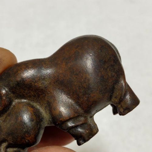 CHARMING SMALL ANTIQUE EARLY 20THC BRONZE ORNAMENTPAPERWEIGHT OF A HIPPOPOTAMUS - ADDITIONAL PHOTO 4
