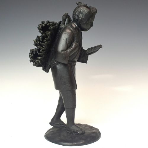 EXCELLENT JAPANESE MEIJI LATE 19THC BRONZE OKIMONO OF KINJIRO NINOMIYA BY HIDEYAMA - ADDITIONAL PHOTO 4