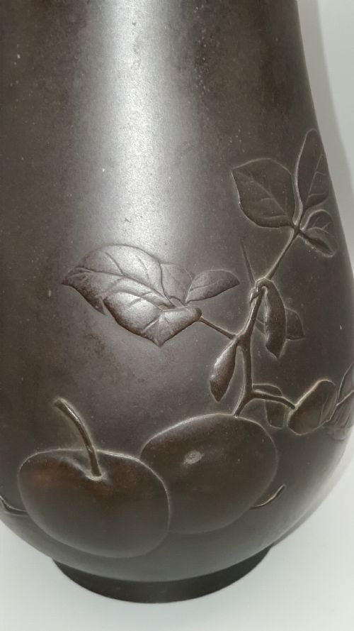 STRIKING JAPANESE MEIJI EARLY 20THC BRONZE VASE BY OSHIMA JOUN - ADDITIONAL PHOTO 3