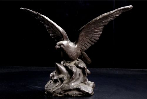 striking japanese meiji early 20thc bronze hawk by taketaro shinkai 18681927 - CATEGORY: ANTIQUE METAL - DATED 1910