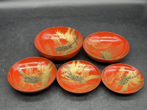 beautiful set of five japanese meijitaisho early 20thc lacquer sake cups sakazuki hawks - CATEGORY: ANTIQUE MISCELLANEOUS - DATED 1910
