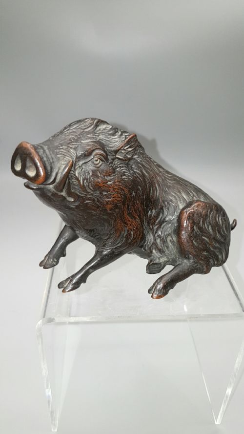 charming small japanese meiji late 19thc bronze boar signed seiyasu - CATEGORY: ANTIQUE METAL - DATED 19TH CENTURY