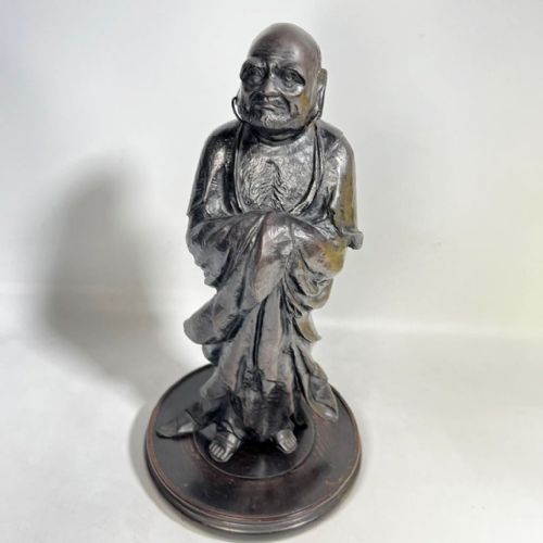 japanese meiji late 19thcearly 20thc bronze of a standing bodhidharma hozanzukuri - CATEGORY: ANTIQUE SCULPTURES - DATED 1900