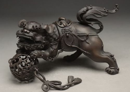 japanese meiji early 20thc bronze incense burner of temple lion and ball - CATEGORY: ANTIQUE SCULPTURES - DATED 1910