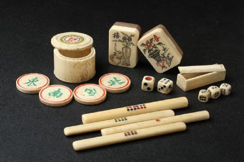 ANTIQUE CHINESE MAHJONG SET IN ORIGINAL FITTED BRASSBOUND BOX - ADDITIONAL PHOTO 6