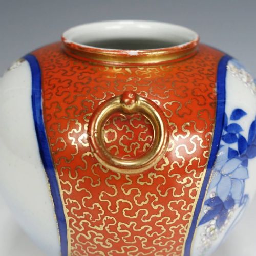 LOVELY JAPANESE MEIJI LATE 19THC KORANSHA ARITA PORCELAIN VASE DECORATED WITH KOI CARP - ADDITIONAL PHOTO 3