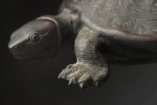 JAPANESE ANTIQUE 1919 TAISHO BRONZE OKIMONO OF TWO TURTLES STYLE OF MURATA SEIMIN - ADDITIONAL PHOTO 12