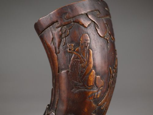 RARE CHINESE QING DYNASTY 19THC CARVED HORN HANGING FLOWER VASE - ADDITIONAL PHOTO 3