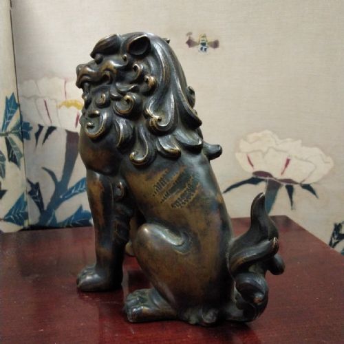 PROUD JAPANESE ANTIQUE LATE 19THC BRONZE OF A TEMPLE GUARDIAN LION - ADDITIONAL PHOTO 1