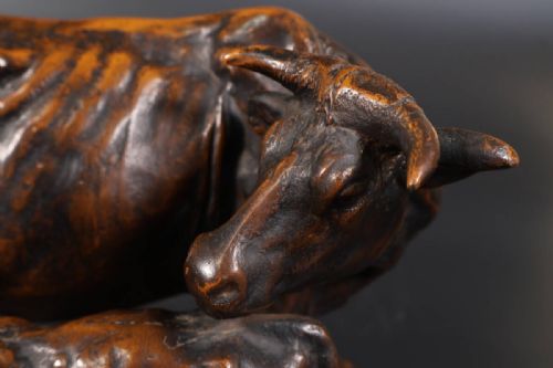 SPLENDID JAPANESE ANTIQUE 19THC BRONZE COW AND CALF - ADDITIONAL PHOTO 4