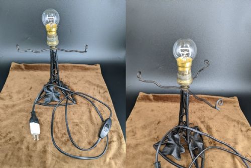 BEAUTIFUL FRENCH ART DECO 1930S MULLER FRRES WROUGHT IRON TABLE LAMP WITH DEGU SHADE - ADDITIONAL PHOTO 6