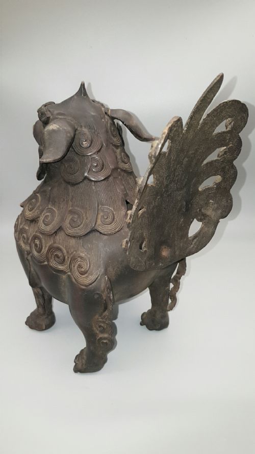 CHINESE QING 19THC BRONZE TEMPLE LION INCENSE BURNER - ADDITIONAL PHOTO 2